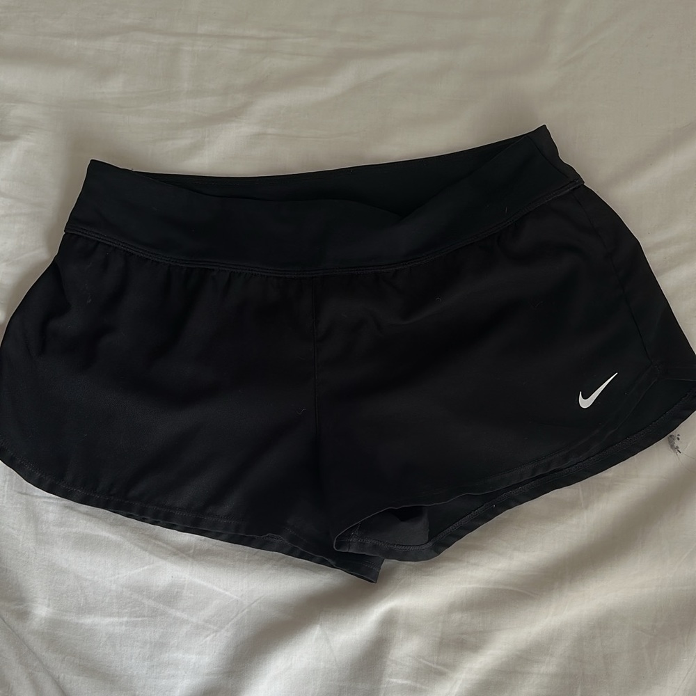 Nike women’s workout shorts barely worn